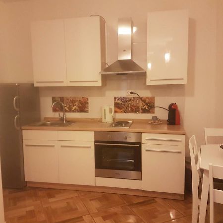 Studio Apartman Via シベニク エクステリア 写真