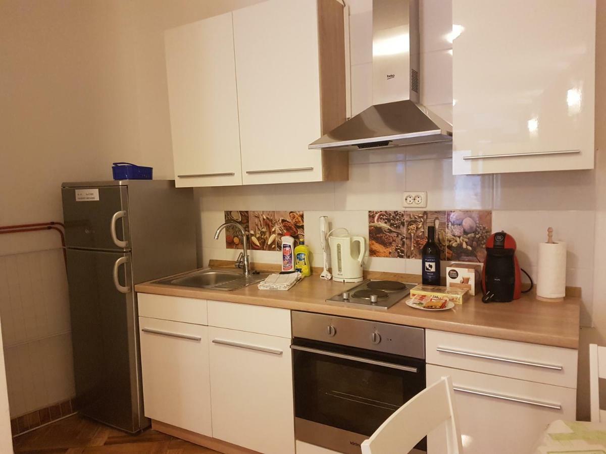 Studio Apartman Via シベニク エクステリア 写真